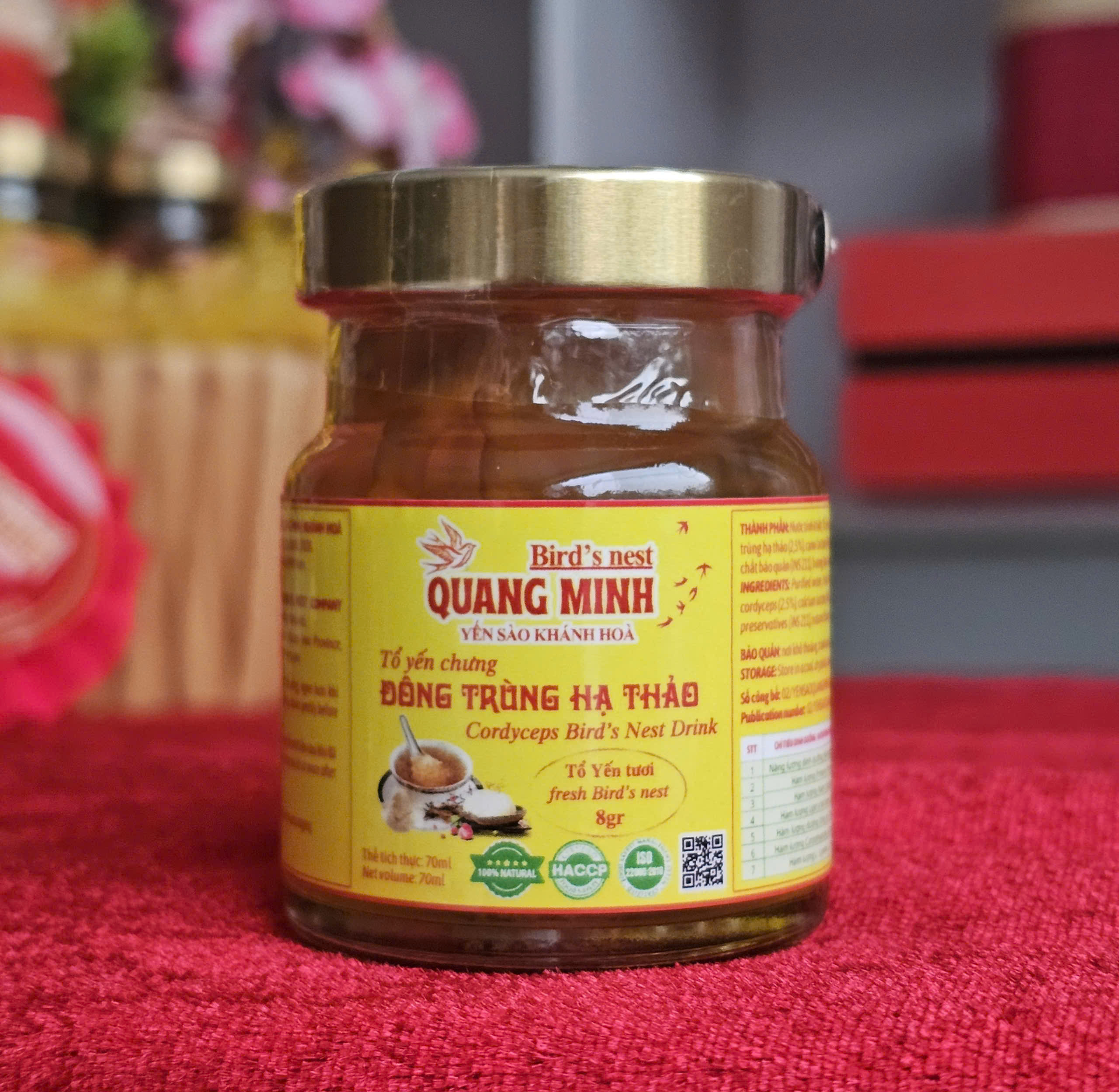 Yến chưng Đông trùng hạ thảo